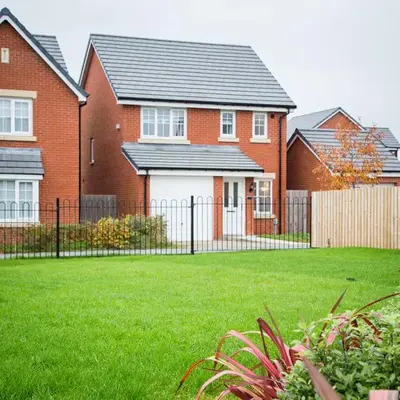 Comfortable 3-bedroom Bolton home