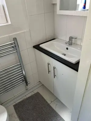 Gallery image of charming 3-bedroom house for in Liverpool