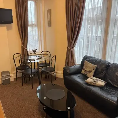 Woodfield Lodge Apartments