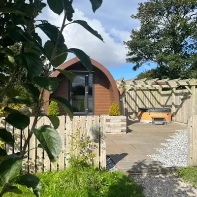 Mill House Farm Pods - Lapwing Lodge