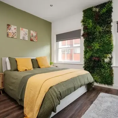 L1 City Centre Stay! Nightlife