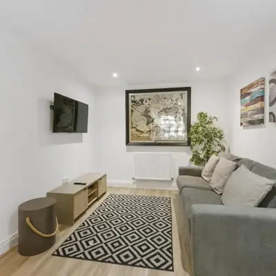 The Slater Pad - Party Apartment in Liverpool City Centre