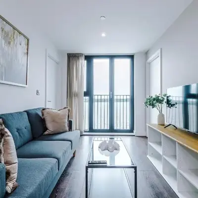 Luxury River Mersey Retreat in Central Liverpool