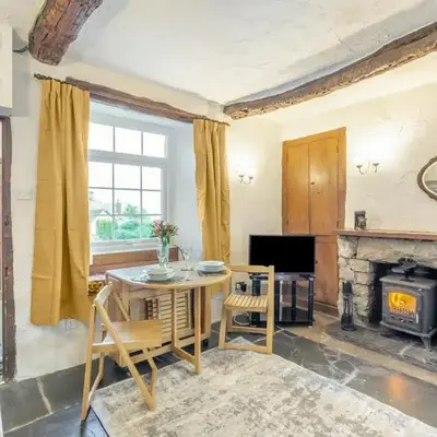2 Bed in Lindale oc-c34128