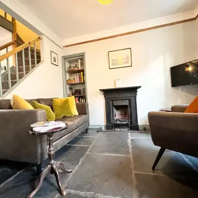 Ulverston Cozy Cottage Retreat