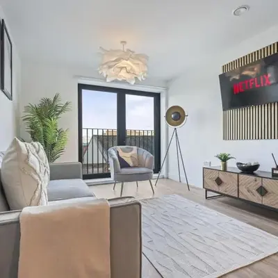 Oriel Residence - 2BR - 4 Beds - Sleeps 5