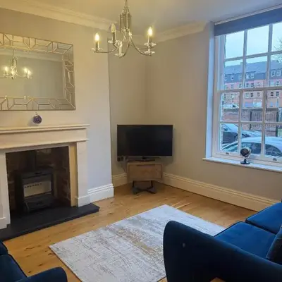 Modern 4-Bed in the Heart of Liverpool