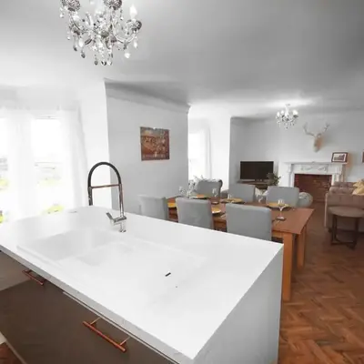 Grade 2 Listed Apartment