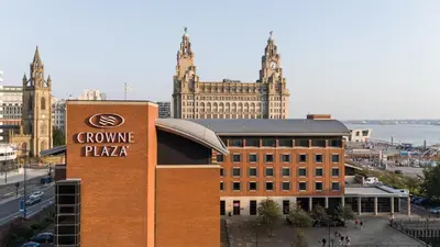 a building with a sign that reads growle pizza at Crowne Plaza Liverpool City Centre by IHG in Liverpool