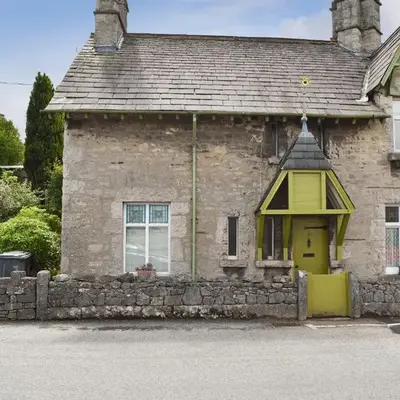 Underhill Cottage