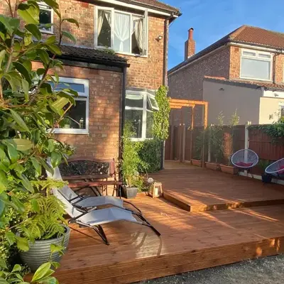Luxury 5* Home with Secret Garden and Free Parking