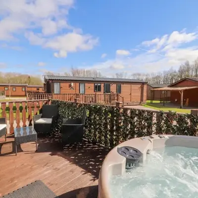 Duckling Lodge