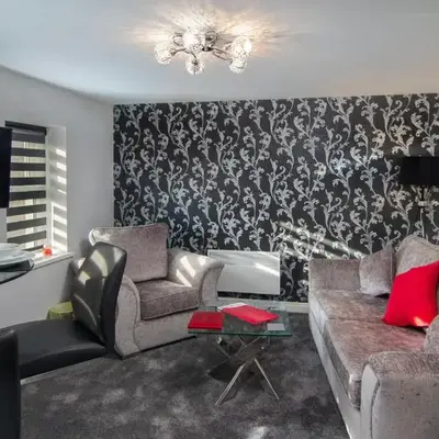 2 Bedrooms Sleeps 6 Near Top Blackpool Attractions