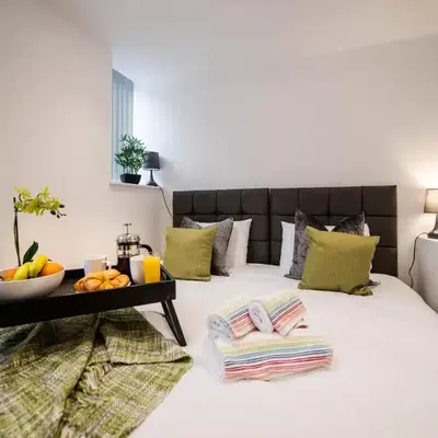 Charles Alexander Short Stay - Windmill House Apartments