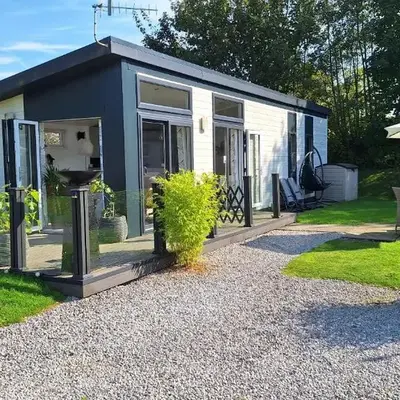 Inside No. 1 Retreat