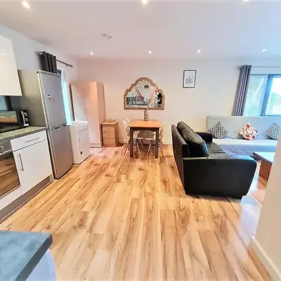 Two-bedroom ground-floor apartment Self check-in