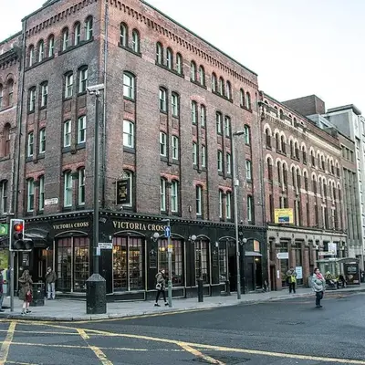 Base Serviced Apartments - Sir Thomas Street