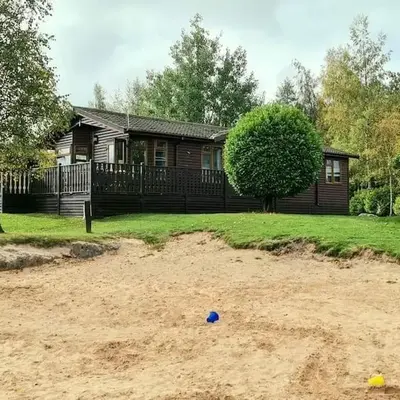 4 Bed Luxury Lodge with Hot tub near Lake District