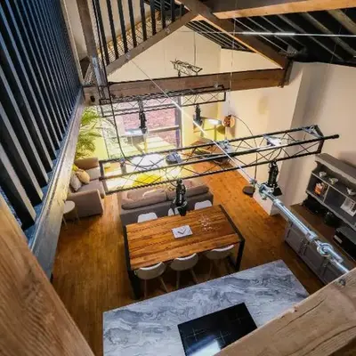 The Eden Warehouse - Gold Apartment