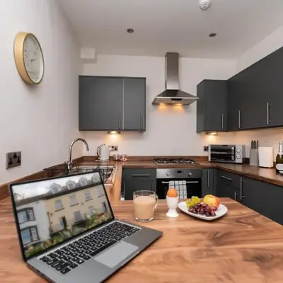 The Croston promenade balcony apartment- Morecambe central promenade