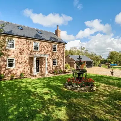 Moor End Manor