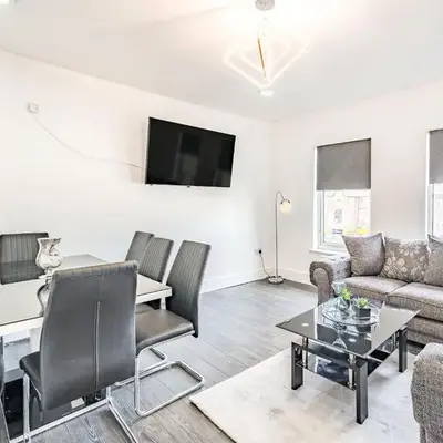 Sea View Apartment Two - Uk36847