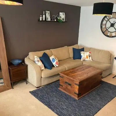 Cheerful Home FOR FOOTBALL