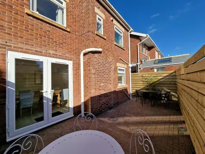 Gallery image of DYSA Bentinck House in Blackpool