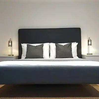 Stylish Apartment in City Centre with Parking
