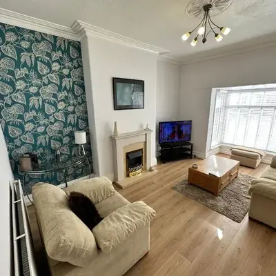 Spacious one bedroom apartment in central location