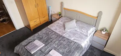 Gallery image of Spacious 2BDR Flat for 5 in City Centre in Liverpool