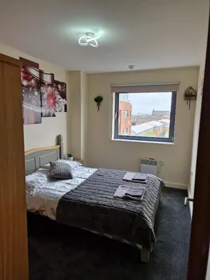 Gallery image of Spacious 2BDR Flat for 5 in City Centre in Liverpool