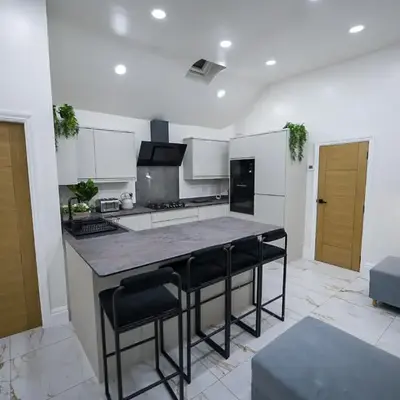 Cozy Charming Bungalow BRAND NEW