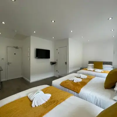 Araan House Hotel -Families and Couples Only