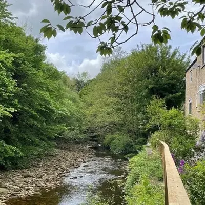 The Riverside Tailor's Retreat at Wray